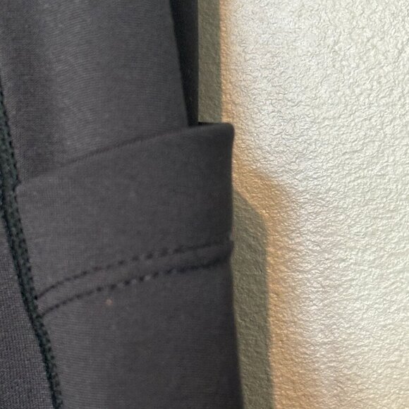 Zyia Active High Rise Black Leggings Size 6-8 - Picture 4 of 7